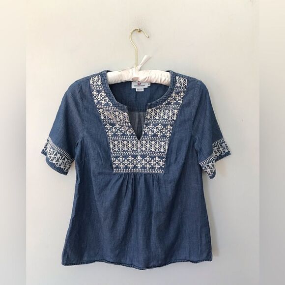 Vineyard vines | denim embroidered top - Picture 1 of 5